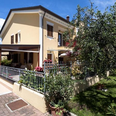 Relax In Collina Apartment Мисано Адриатико Екстериор снимка