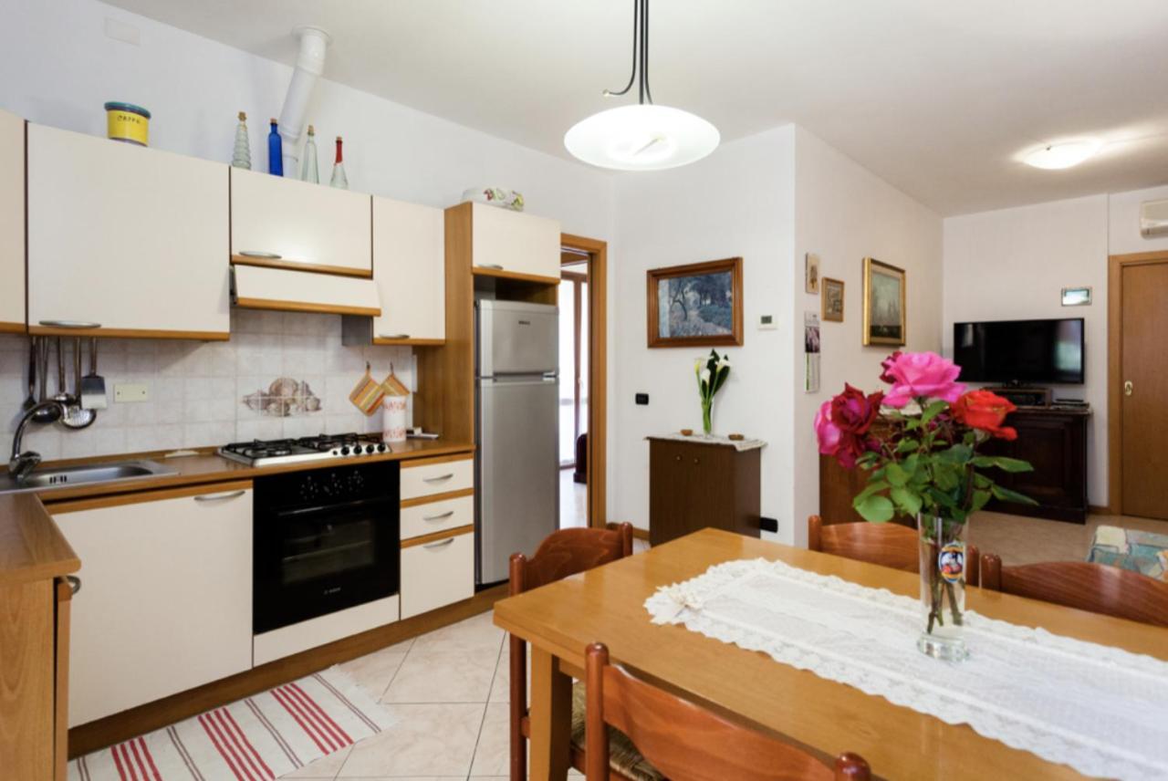 Relax In Collina Apartment Мисано Адриатико Екстериор снимка