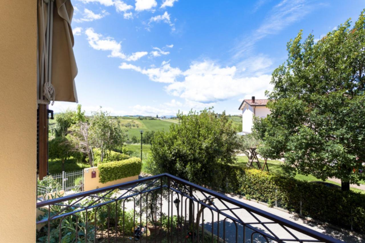 Relax In Collina Apartment Мисано Адриатико Екстериор снимка